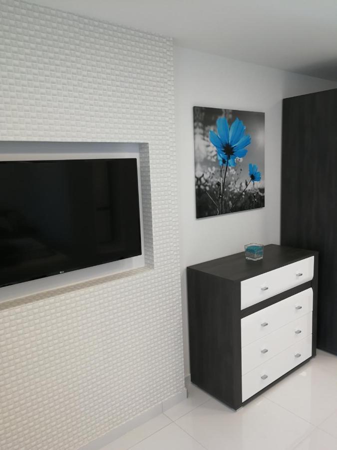 Aqua Solar Apartmanhaz Miskolc Exterior photo