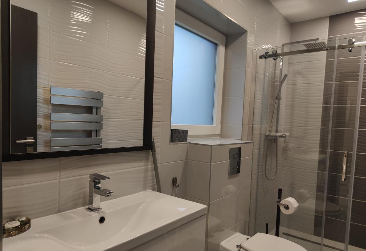 Aqua Solar Apartmanhaz Miskolc Exterior photo