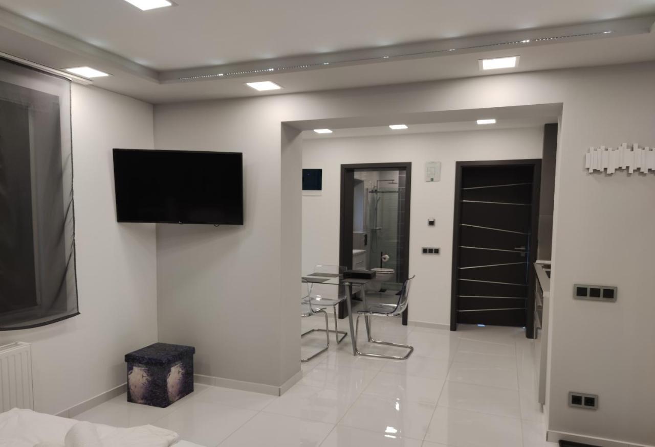 Aqua Solar Apartmanhaz Miskolc Exterior photo